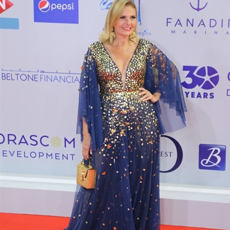  فساتين سهرة لوالدة العروس من ليث معلوف