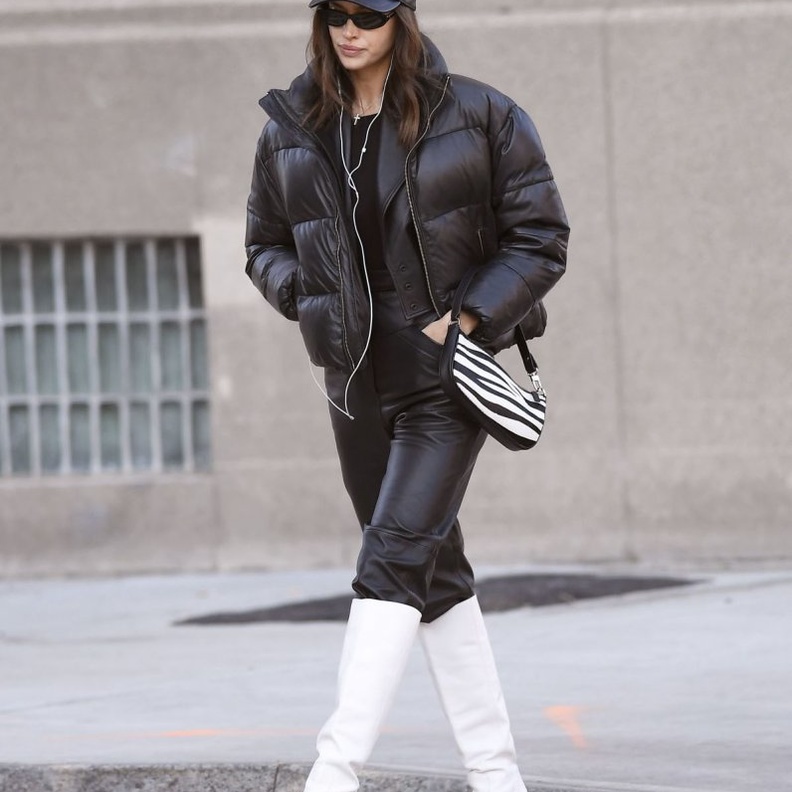  تنسيق باللونين الاسود والابيض اعتمدته ايرينا شايك