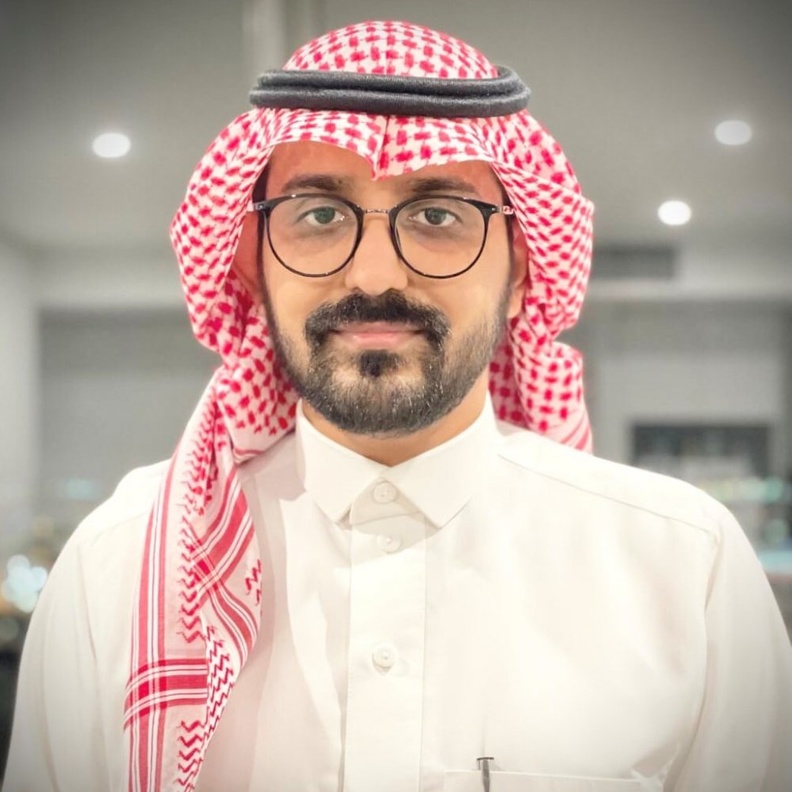  المبتعث السعودي أحمد البارقي يطور تقنيات صيدلانية لعلاج كورونا عبر الاستنشاق