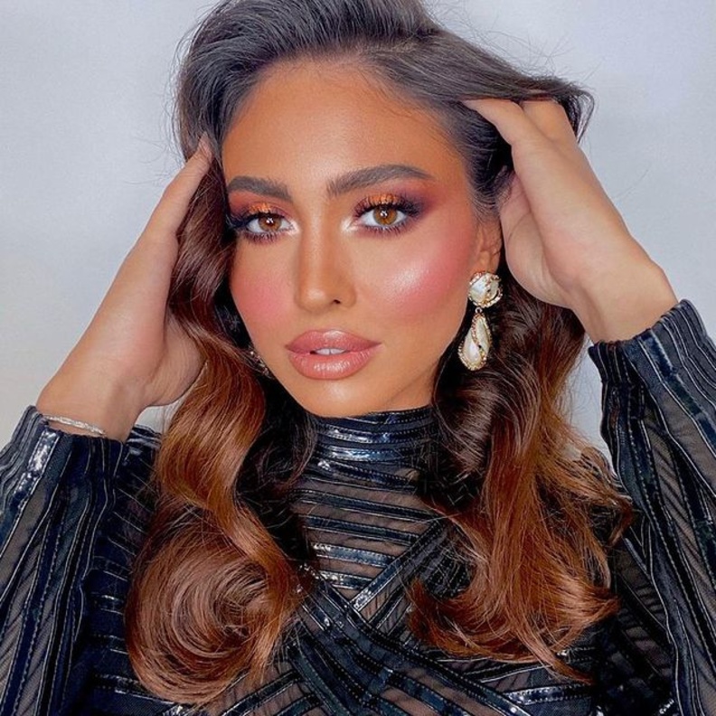 اطلالات نيكول سعفان