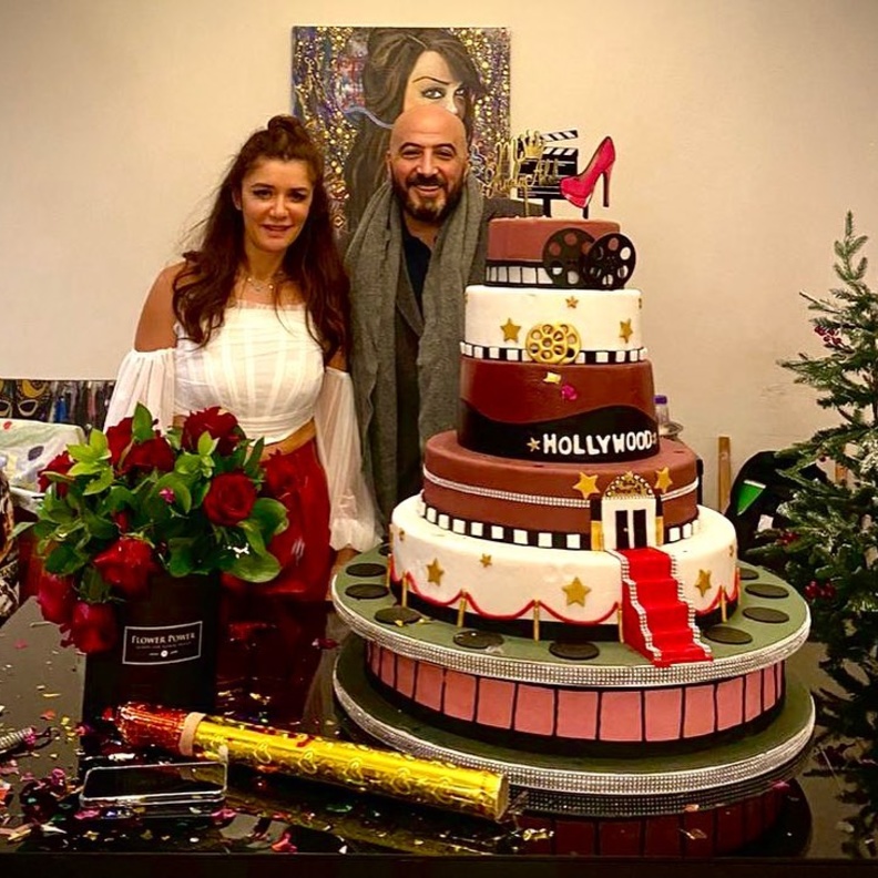 مجدي الهواري وغادة عادل