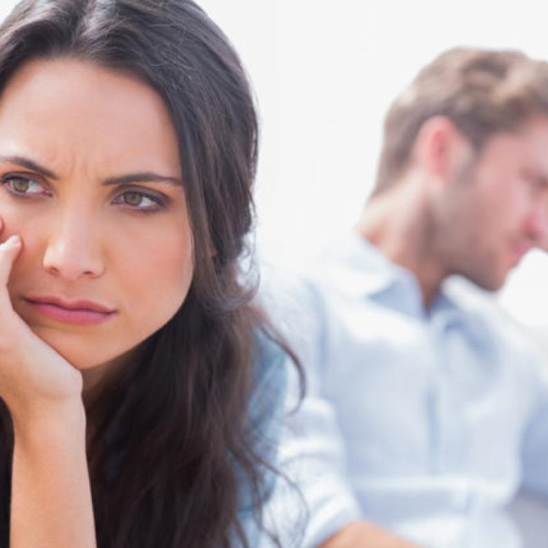 ما هي علامات الغيرة عند الرجل العاشق