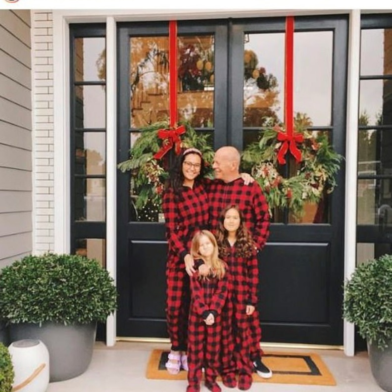 بروس ويليس و زوجته ايما وأطفاله