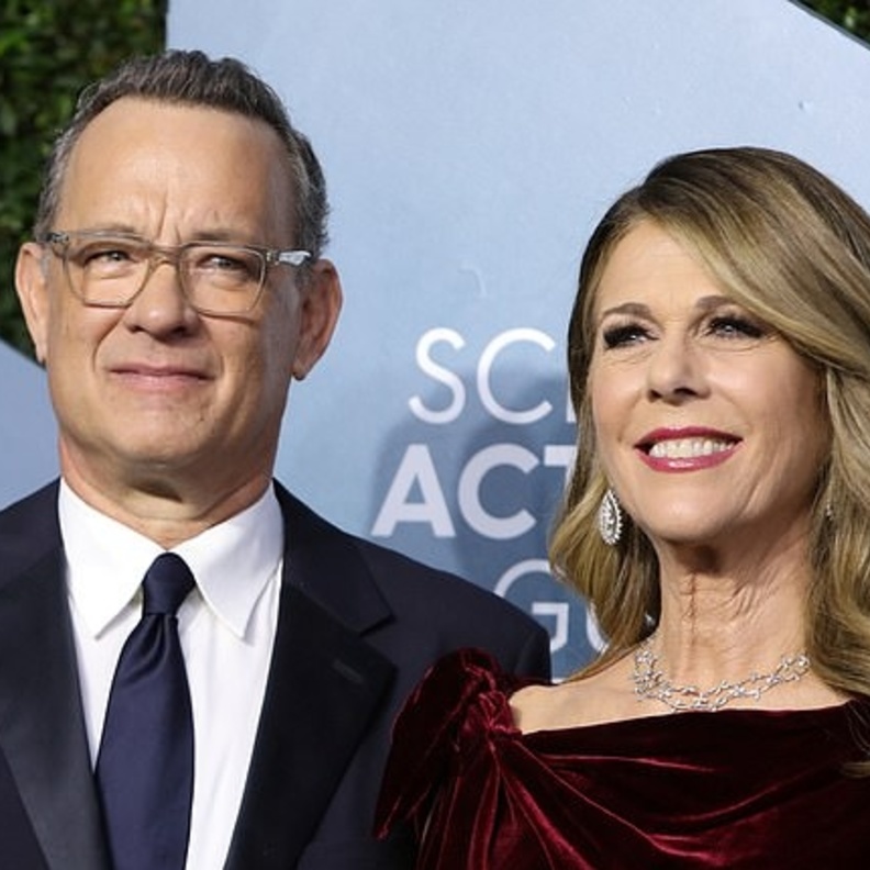 توم هانكس و زوجته