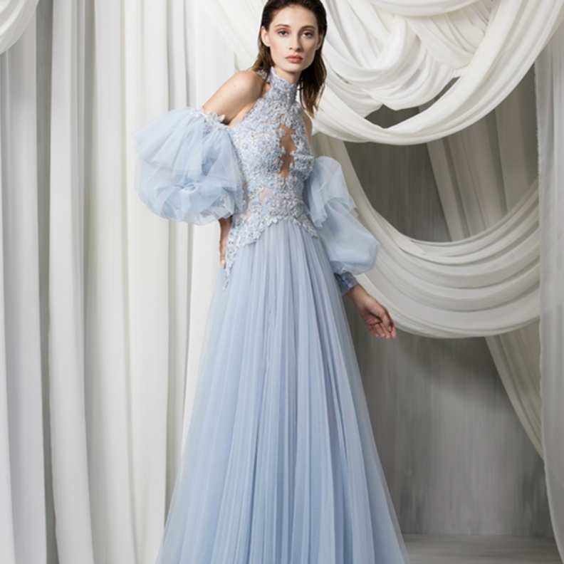 فساتين خطوبة بأكمام منفصلة من طوني ورد