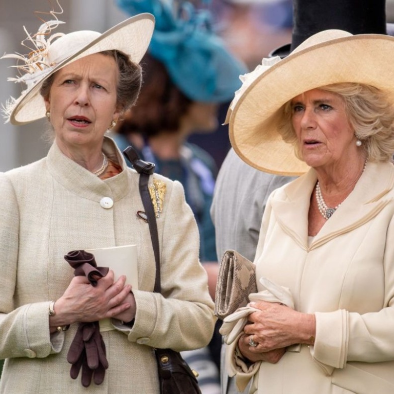 علاقة دوقة كورنوال والأميرة آن كانت متوترة لسنوات لهذا السبب