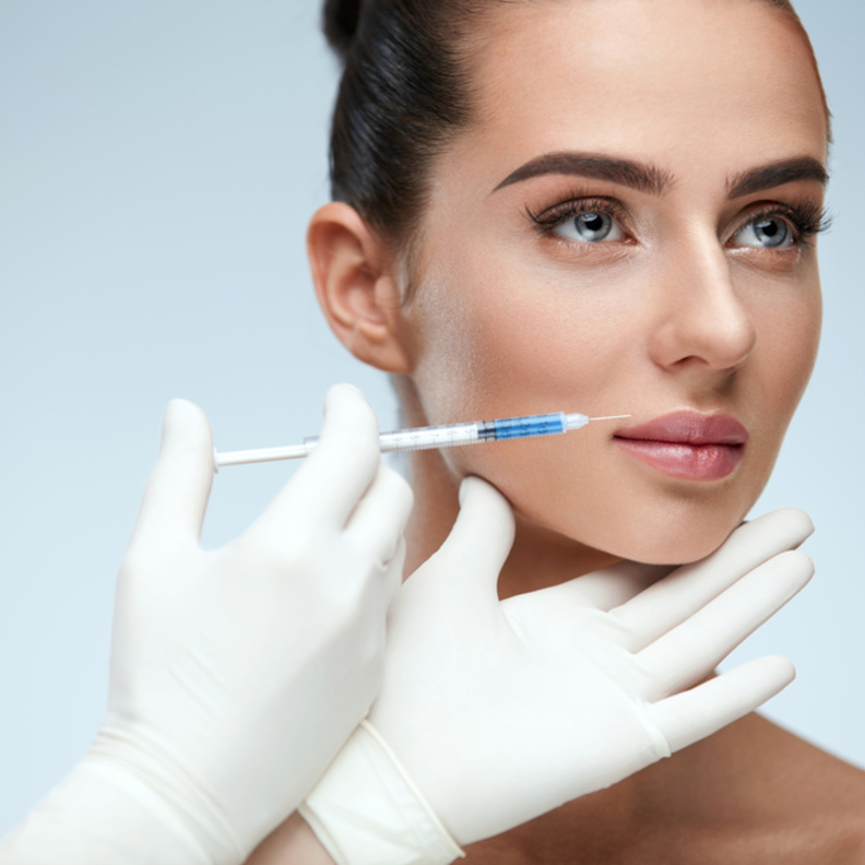 طرق نفخ الشفاه جراحيا