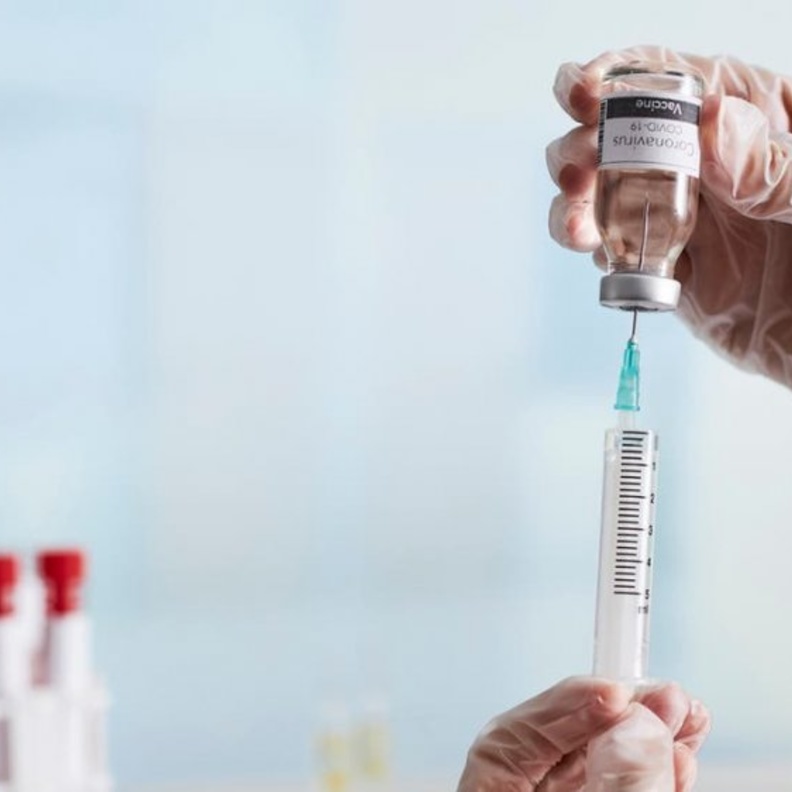  ماهي الاثار الجانبية المحتملة للقاحات المضادة لفيروس كورونا الجديد