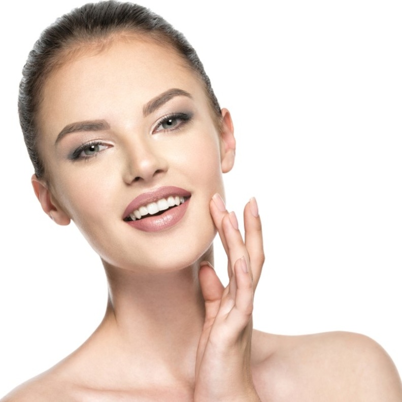 طريقة عمل ماسك العسل الاسود لتنعيم البشرة