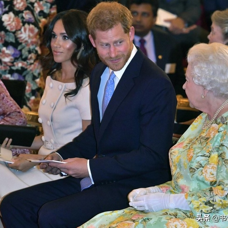 الأمير هاري وميغان ماركل بصحبة الملكة