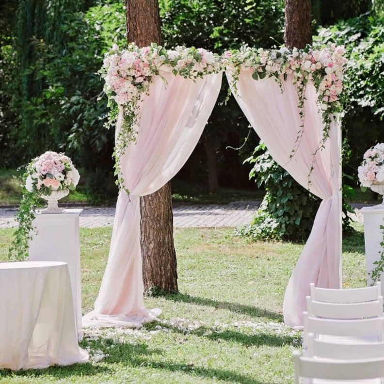  خمسة اخطاء في تنظيم حفل الزفاف في المنزل يجب تجنبها