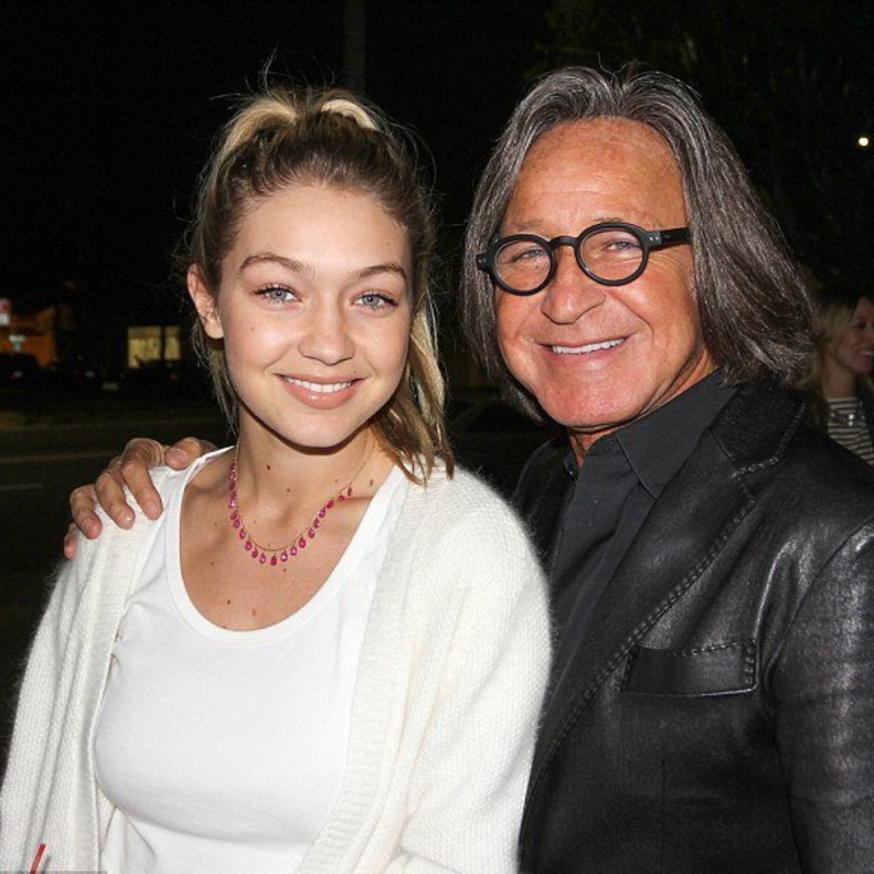 محمد حديد وابنته