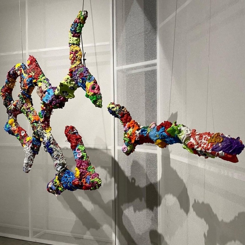 عمل الفنان حمود العطاوي المصدر