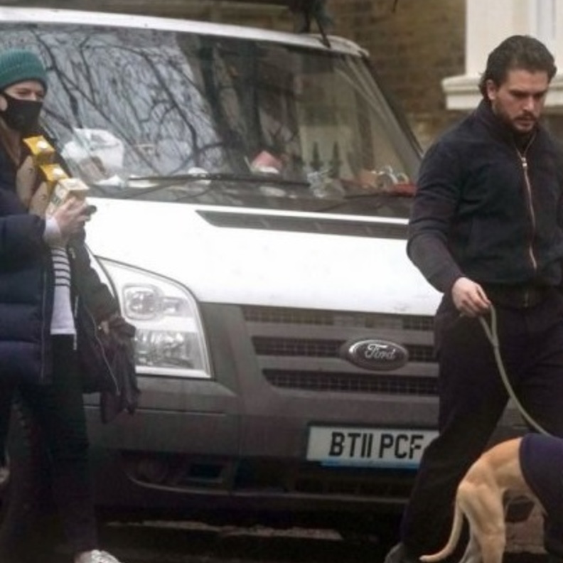 كيت هارينجتون و روز ليزلي