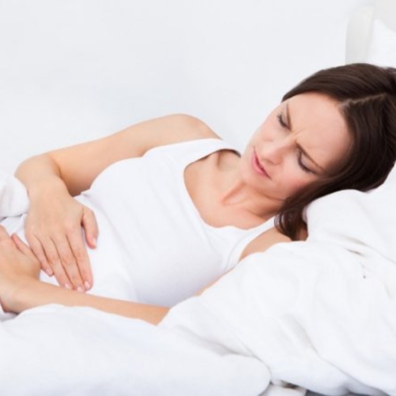هل تسبب شريحة منع الحمل حدوث حمل خارج الرحم