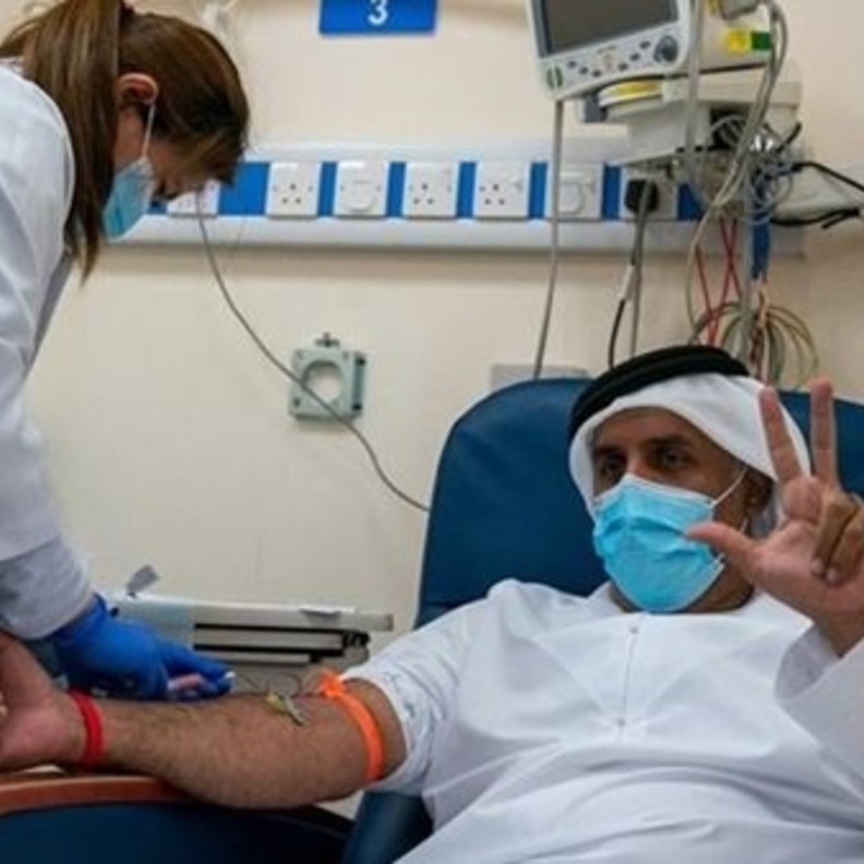 900 ألف شخص تلقوا جرعات لقاح فيروس كورونا في الإمارات