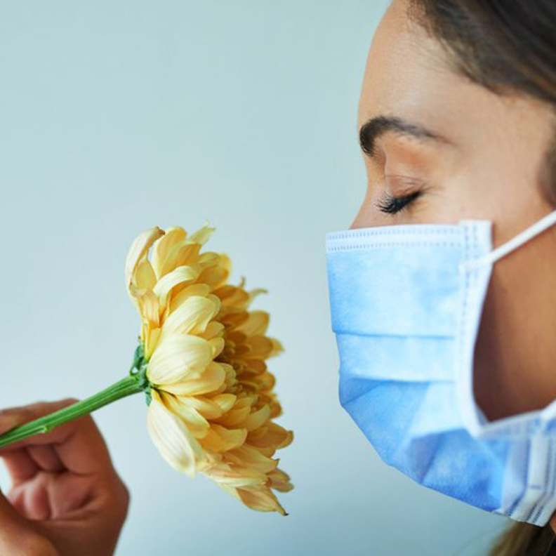 متى يكون فقدان الشم دليل على الإصابة بكورونا