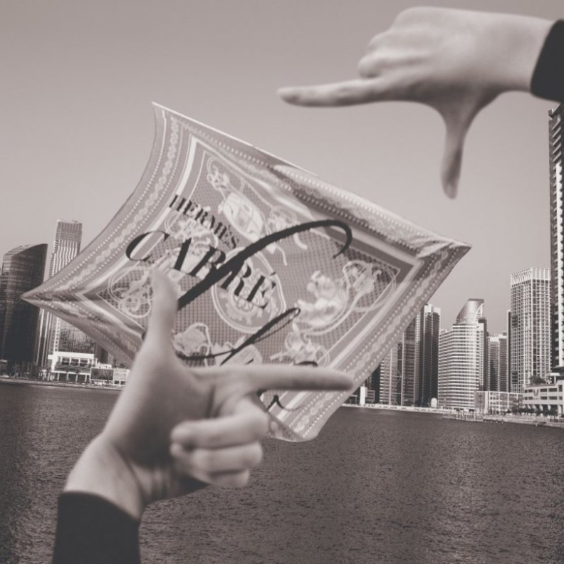 نادي عشاق أوشحة Hermes 