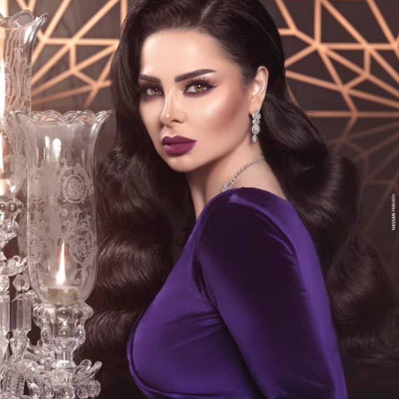 ديانا كرزون 2021 بمكياج بنفسجي