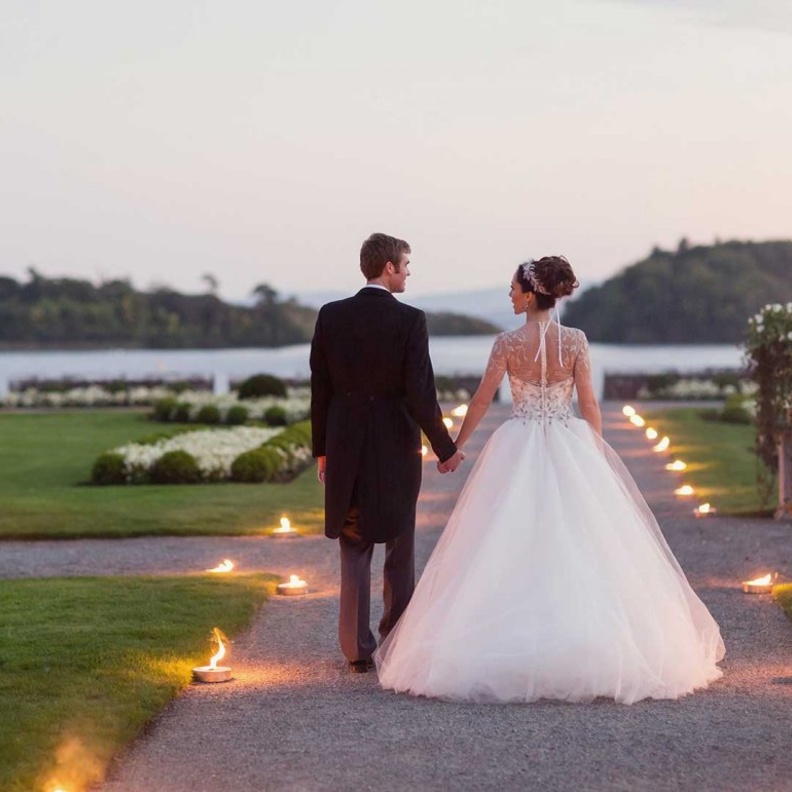  قصر آشفورد في ايرلندا 