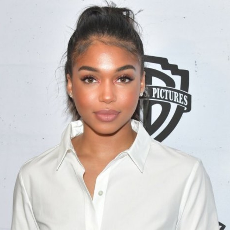 مايكل بي جوردان ولوري هارفي يعلنان ارتباطهما الرسمي ..بالصور