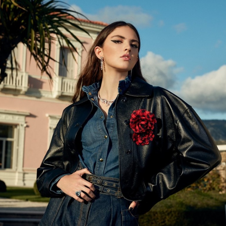 مجموعات "ريزورت" في جلسة تصويرية خاصة بـ"هي" - Cap Ferrat 