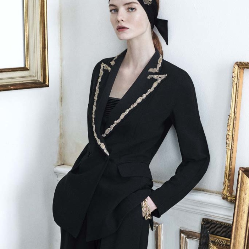 بدلة رسمية باللون الاسود من Max Mara 