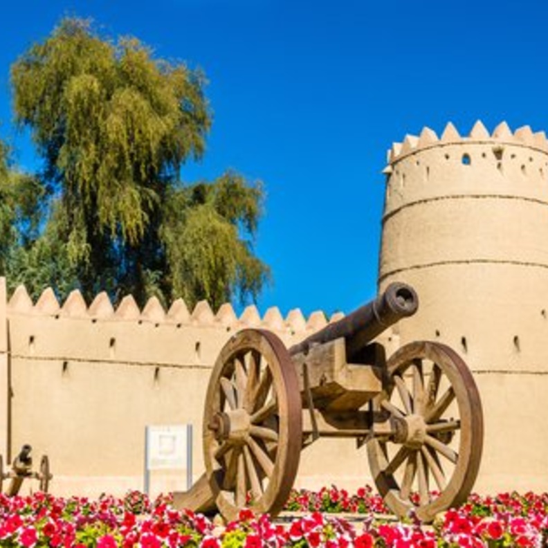 القرية التراثية في أبوظبي تجربة مميزة لعشاق التاريخ 