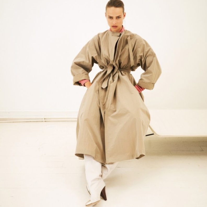 معطف خفيف باللون البيج من Isabel Marant 