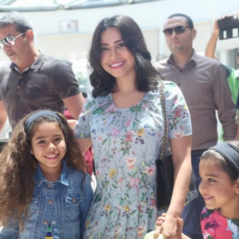 شيرين عبد الوهاب وبناتها 