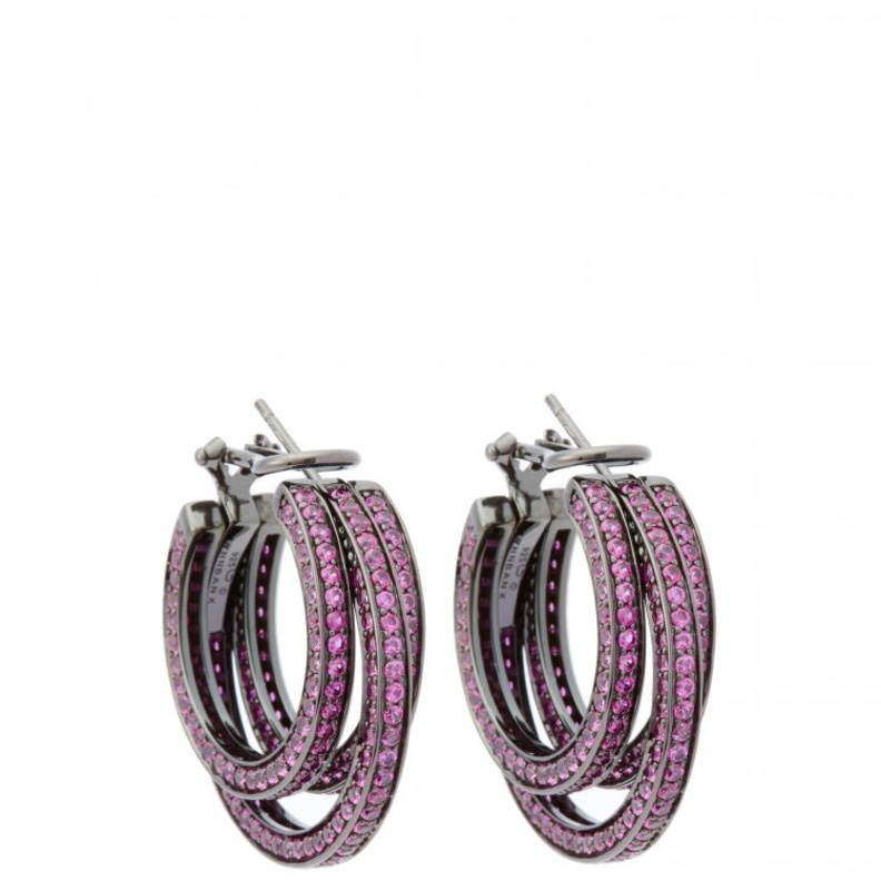 أقراط من لين بان Lynn Ban