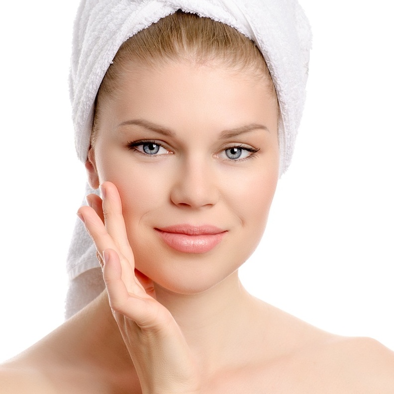 خلطات الليمون لتقشير الوجه