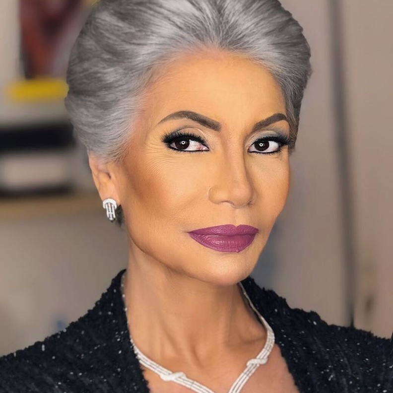  الفنانة المصرية سوسن بدر تزوجت 7 مرات