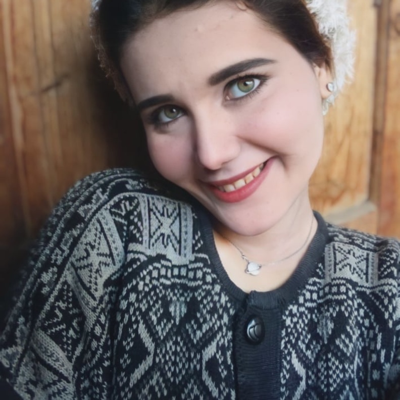 شبيهات النجمات