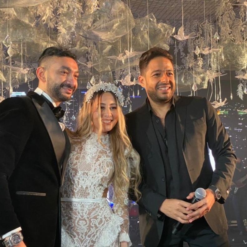 نادر حمدي وزوجته ومحمد حماقي