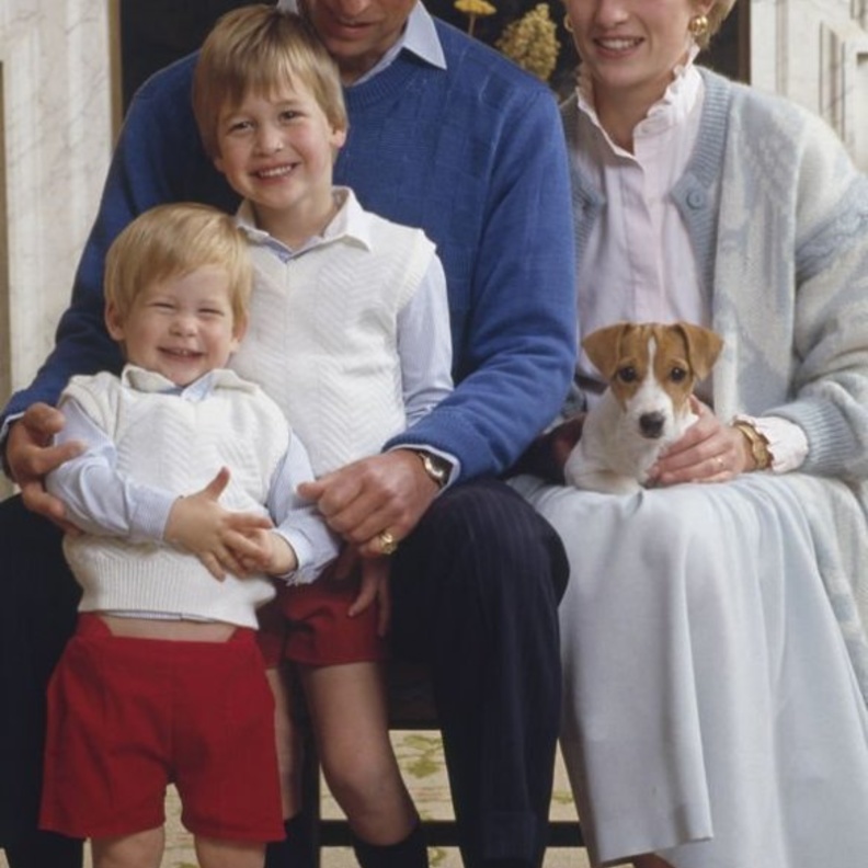 الأميرة ديانا والأمير تشارلز مع وليام وهاري