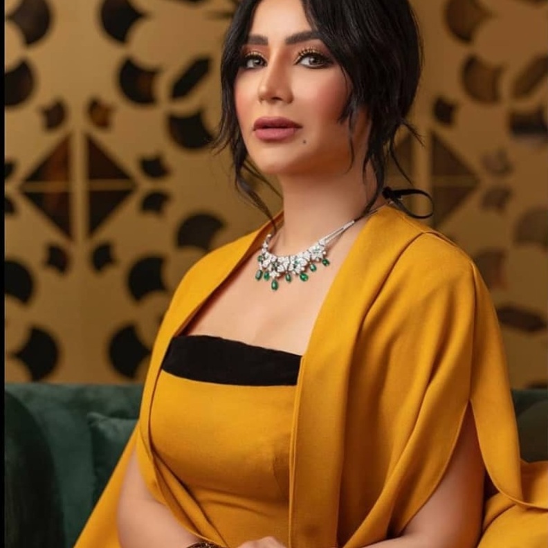 لجين عمران تحتفل بميلاد والدتها