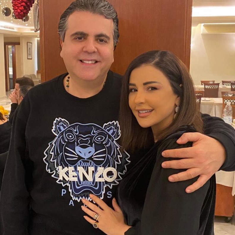 ماغي بو غصن وزوجها