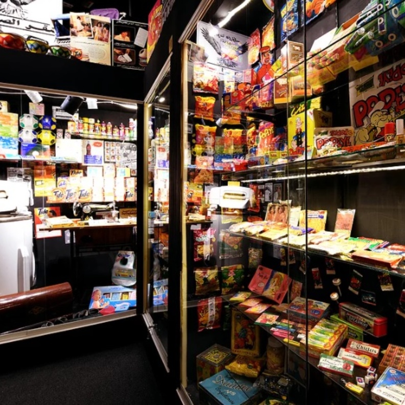 عناق الذكريات الجميلة في متحف الطيبين - المصدر متحف الطيبين بالسعودية