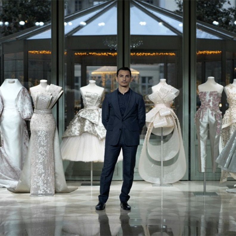 مصمم فساتين زفاف في دبي رامي العلي