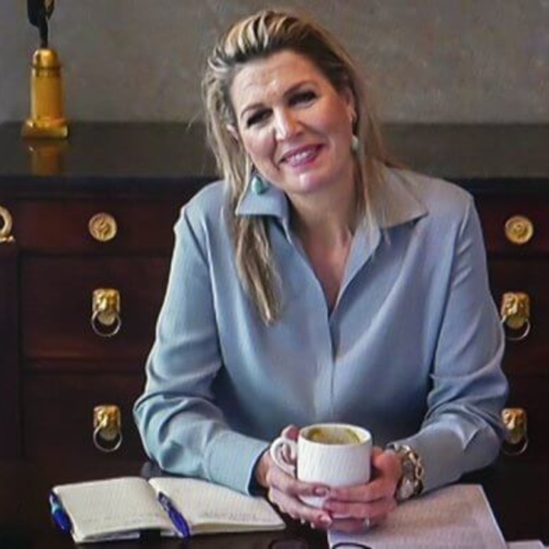 الملكة ماكسيما تجتمع مع ممثلي مبادرة خيرية جديدة لرعاية الأسر الفقيرة