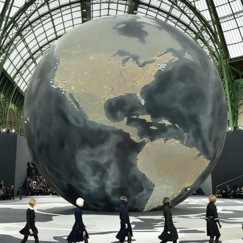 إنضمت دار أزياء شانيل إلى الماركات التي تتبنى فكرة الإستدامة