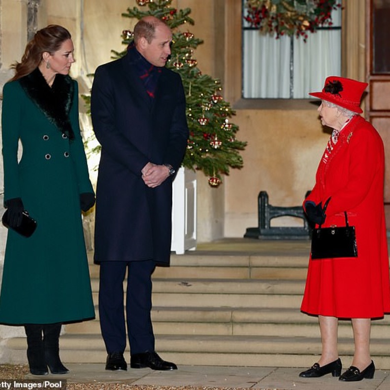 ملكة بريطانيا تعد هدية مميزة لكيت ميدلتون بمناسبة ذكرى زواجها العاشرة