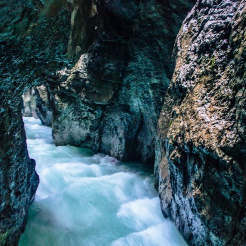 السياحة في قارمش أخدود بارتناش Partnach Gorge