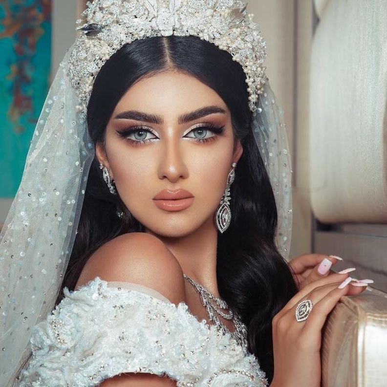 طفلة ذا فويس كيدز بفستان الفرح