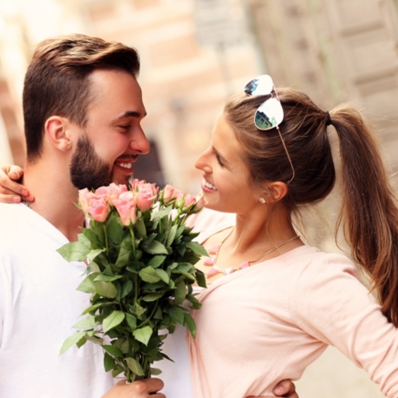دلالات وقوع الرجل الشرقي في الحب
