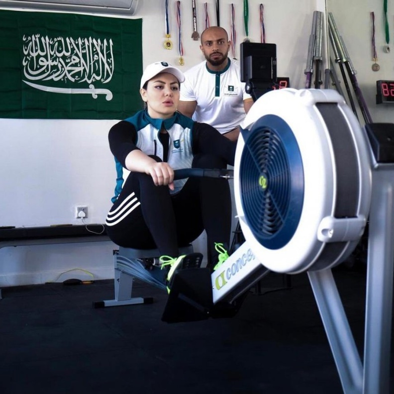 كاريمان أبوالجدايل تنال بطولة آسيا في رياضة التجديف وتتأهل لبطولة العال