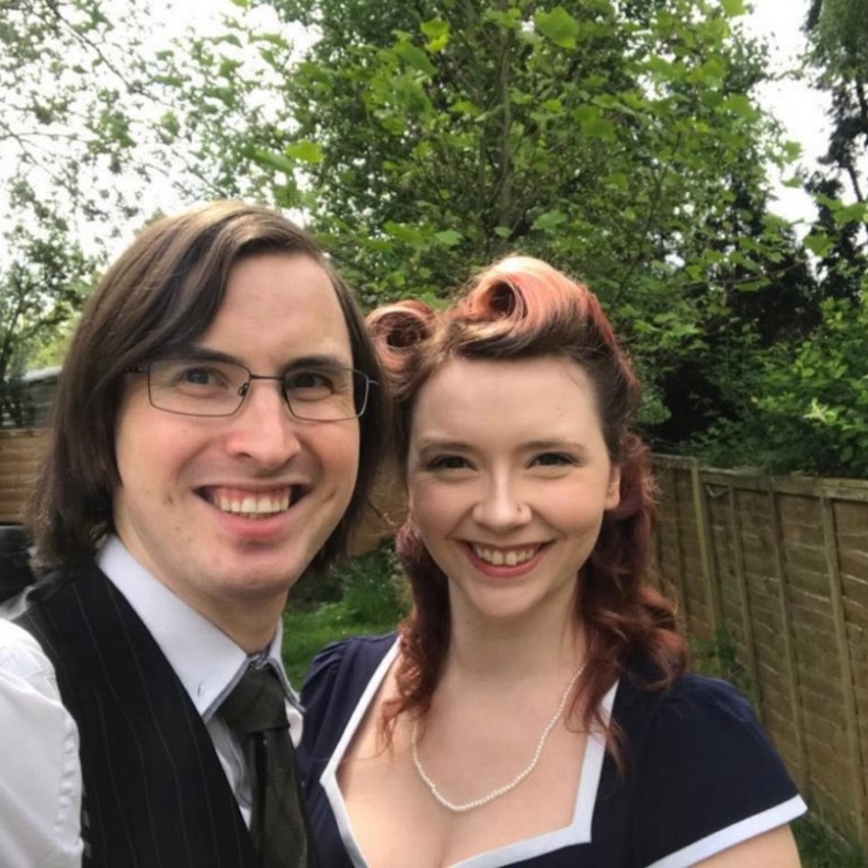  فيروس كورونا يطارد بيث وخطيبها