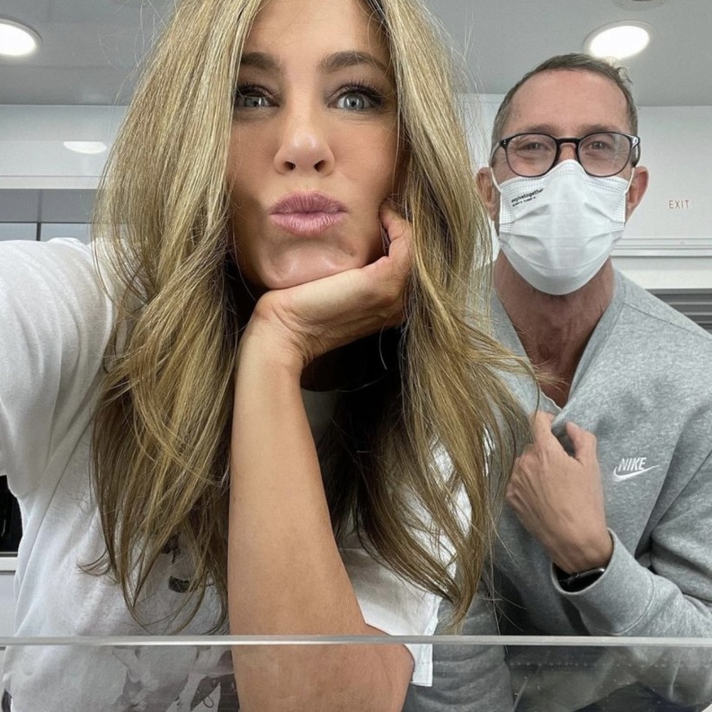 جينيفر آنيستون تعود إلى العمل من جديد في تصوير مسلسل The Morning Show