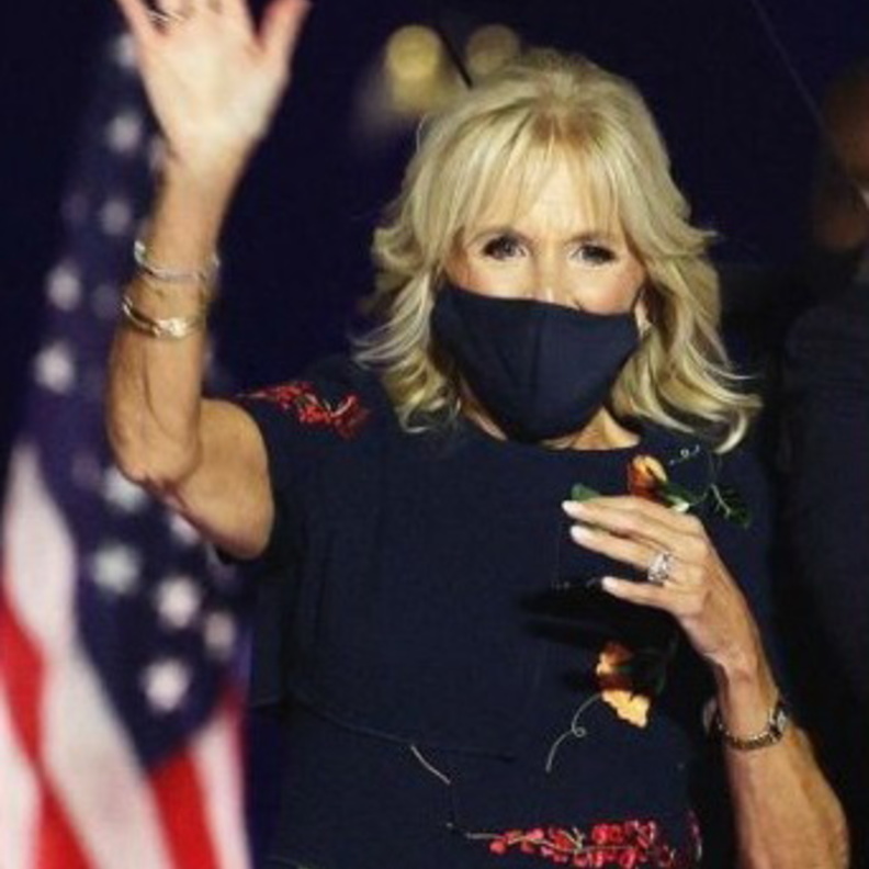 الدكتورة جيل بايدن بساعة كارتييه Cartier